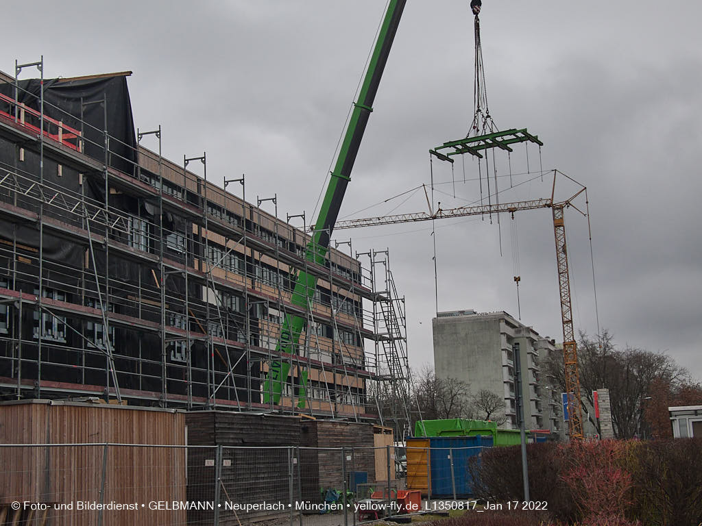 18.01.2022 - Baustelle zur Montessori Schule im Plettzentrum Neuperlach